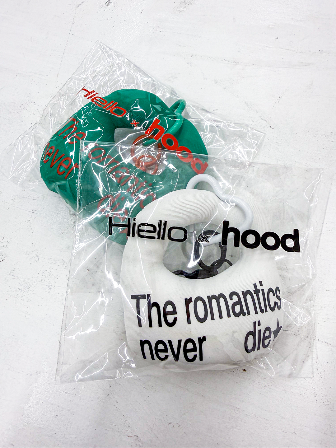 Hiello collabo charm(green)