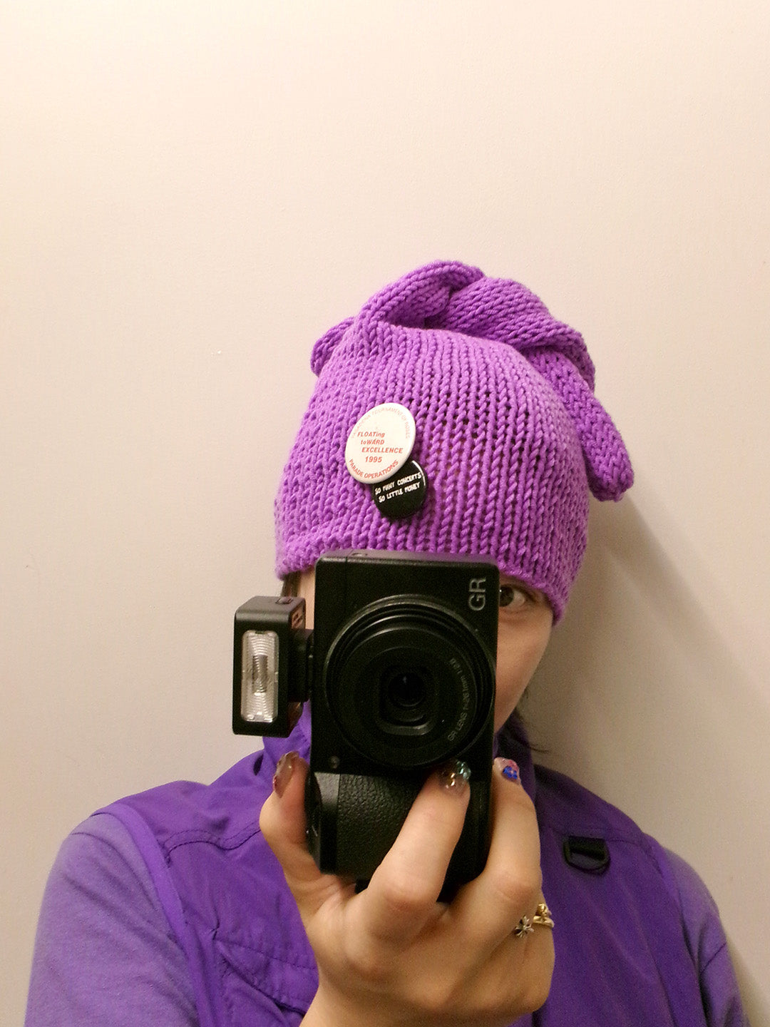 Weird knot beanie(purple/fringe)