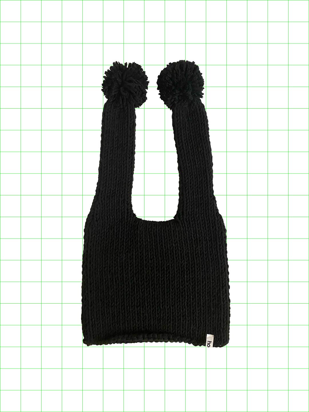 Weird knot beanie(black/pom-pom)